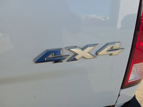 Used 2018 RAM 2500 Tradesman w/ Power & Remote Entry Group image 26