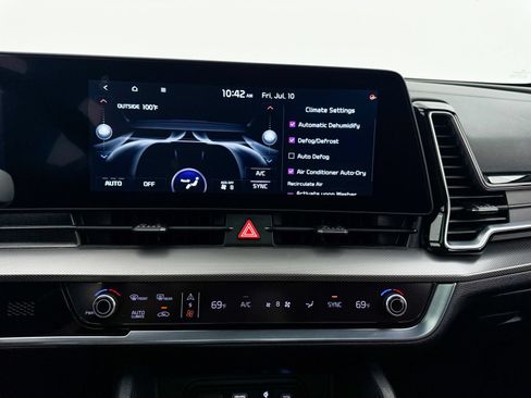 Certified 2025 Kia Sportage SX FWD image 25