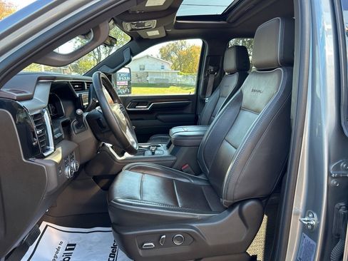 Used 2024 GMC Sierra 2500 Denali w/ Technology Package image 28