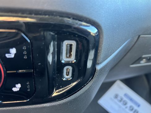 Certified 2022 Chevrolet Silverado 1500 LT image 25