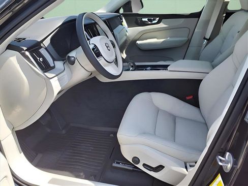 Used 2025 Volvo XC60 T8 Plus w/ Protection Package Premier image 5