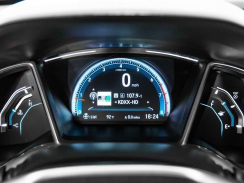 Used 2020 Honda Civic EX image 17