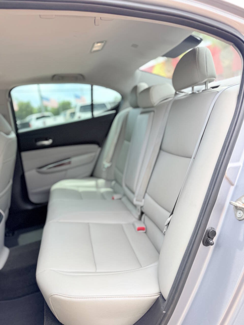 Used 2017 Acura TLX FWD image 20