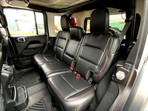 Used 2019 Jeep Wrangler Unlimited Rubicon w/ LED Lighting Group image 20