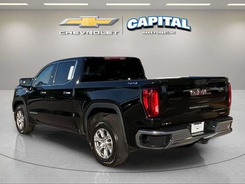 Used 2025 GMC Sierra 1500 SLT AWD/4WD image 4