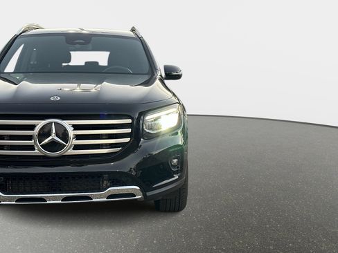 Used 2025 Mercedes-Benz GLB 250 image 9