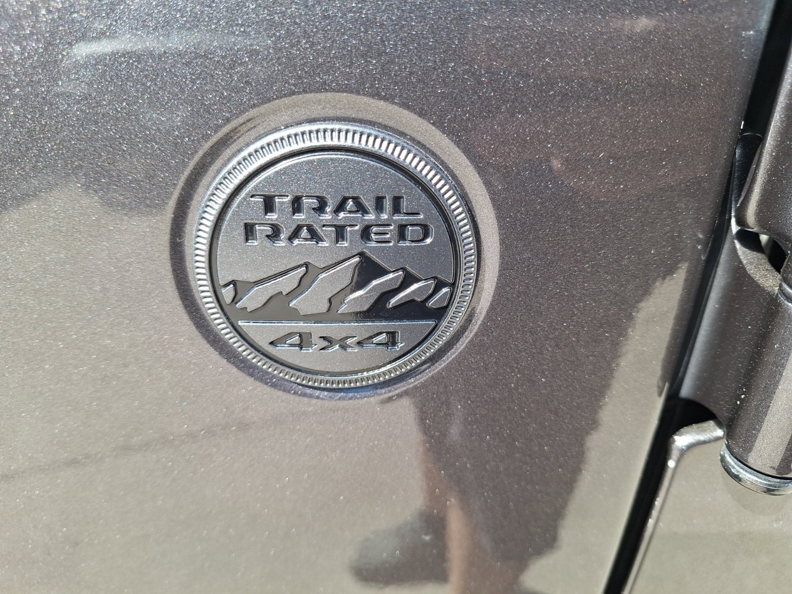 Used 2025 Jeep Wrangler Sport AWD/4WD image 12
