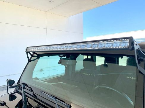 Used 2015 Jeep Wrangler Unlimited Sahara w/ Connectivity Group image 18