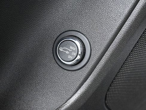 Used 2022 Chevrolet Blazer LT w/ Redline Edition image 18