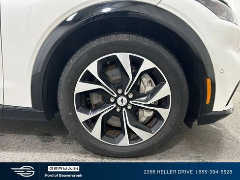 Used 2023 Ford Mustang Mach-E Premium image 11