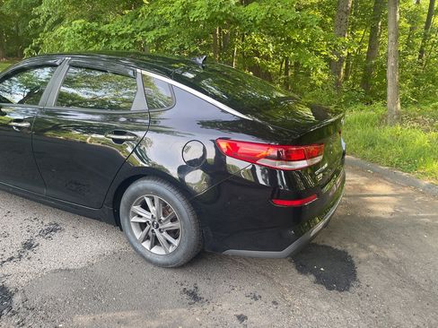 Used 2020 Kia Optima LX FWD image 19