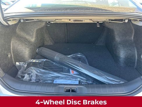 New 2025 Nissan Altima 2.5 SR w/ SR Premium Package image 28