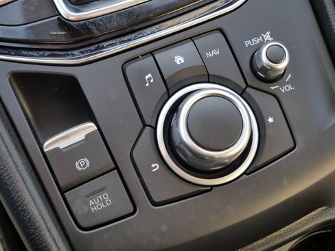 Used 2017 MAZDA CX-5 Touring image 28