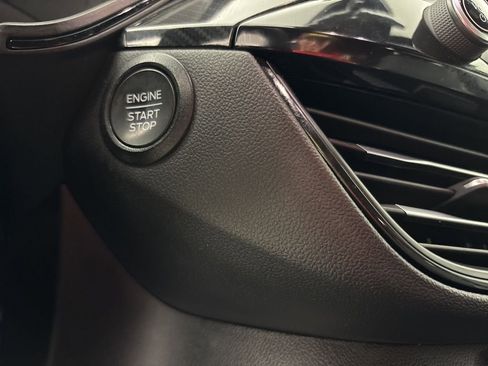 Used 2024 Ford Escape ST-Line image 28