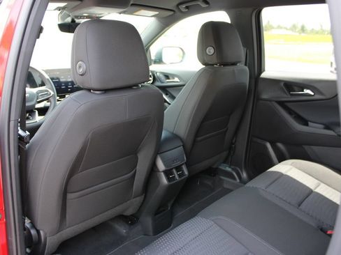 New 2027 Chevrolet Equinox LT w/ Safety and Technology Package FWD image 19