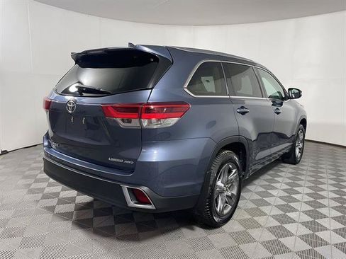 Used 2019 Toyota Highlander Limited Platinum AWD/4WD image 6