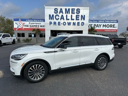 Used 2023 Lincoln Aviator Reserve image 1