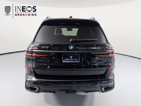Used 2026 BMW X7 xDrive40i w/ M Sport Package AWD/4WD image 4