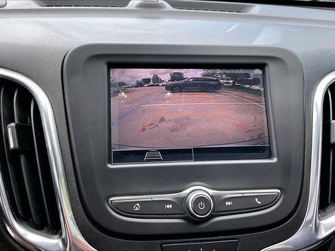 Used 2023 Chevrolet Equinox LT FWD image 25
