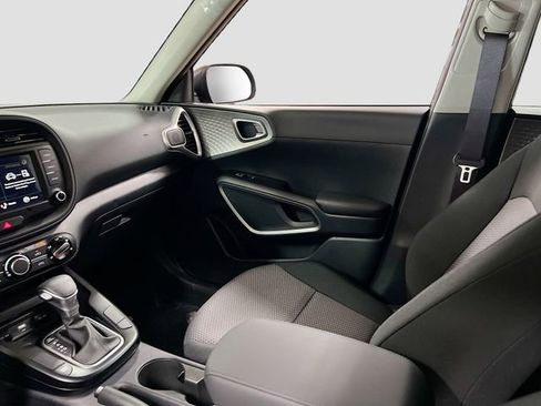 New 2025 Kia Soul LX image 21