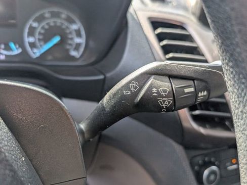 Used 2022 Ford Transit Connect XLT image 30