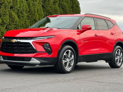Used 2024 Chevrolet Blazer LT image 8