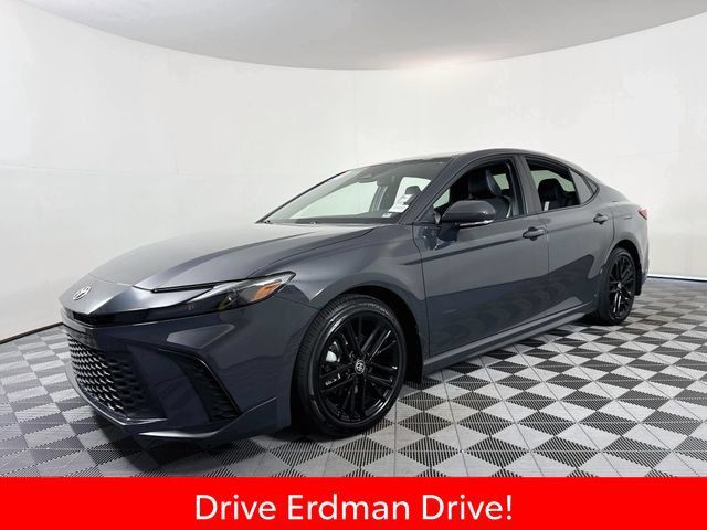 Used 2026 Toyota Camry SE FWD image 3