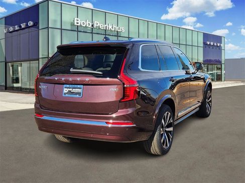 New 2026 Volvo XC90 B5 Core image 29