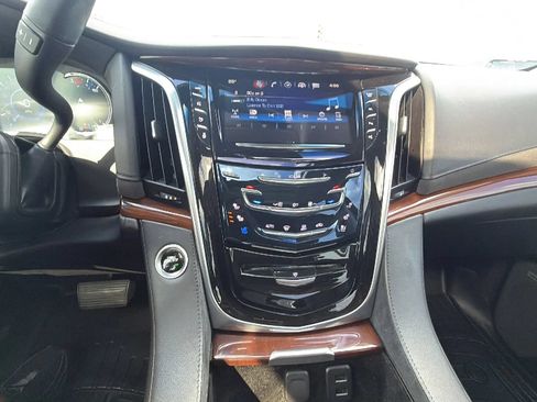 Used 2019 Cadillac Escalade ESV Premium Luxury AWD/4WD image 93