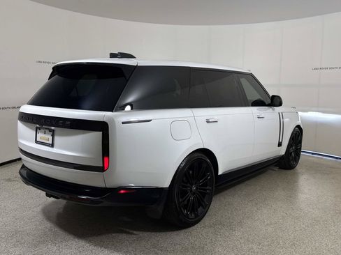 Used 2024 Land Rover Range Rover Long Wheelbase SE AWD/4WD image 5