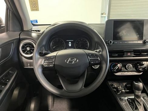 Used 2022 Hyundai Kona SEL AWD/4WD image 21