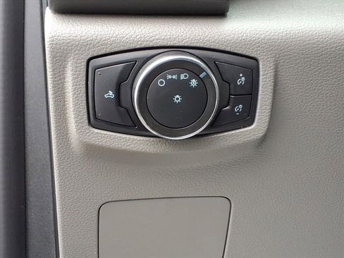 Certified 2020 Ford F250 XL w/ Power Equipment Group image 15