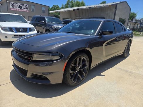 Used 2023 Dodge Charger SXT w/ Blacktop Package RWD image 3