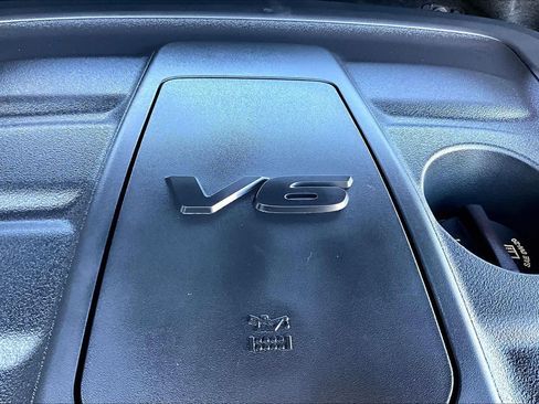 Used 2020 Jeep Grand Cherokee Altitude image 31