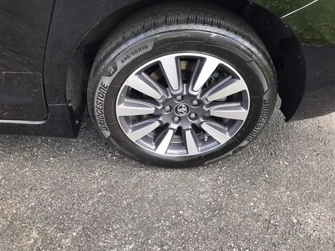 Used 2019 Toyota Sienna XLE AWD/4WD image 41