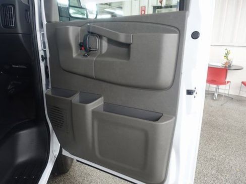 New 2025 Chevrolet Express 3500 Extended w/ Driver Convenience Package RWD image 17