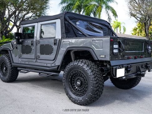 Used 2003 HUMMER H1 4-Door Open Top AWD/4WD image 6