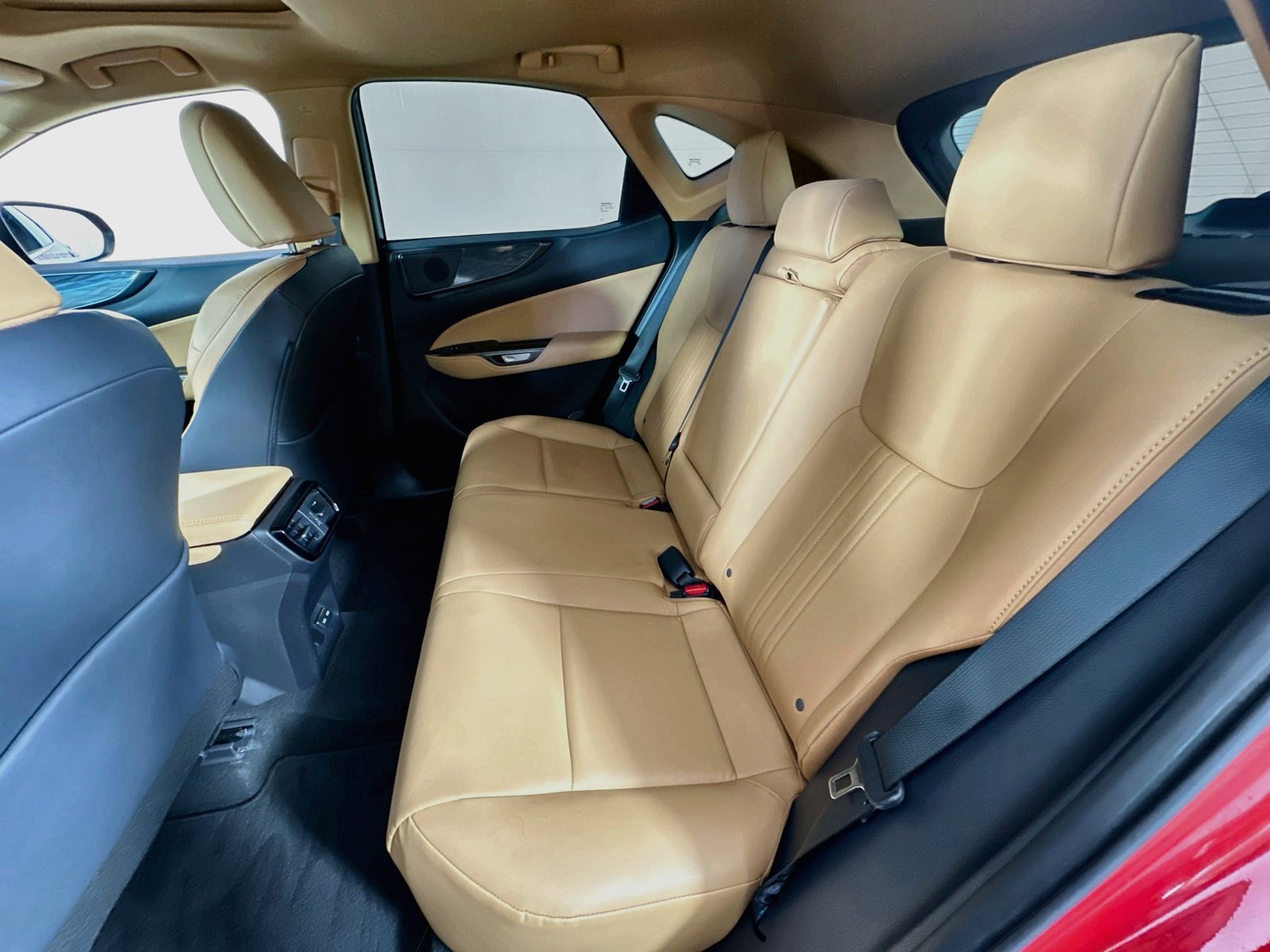 Used 2025 Lexus NX 250 FWD w/ Accessory Package (K3) image 24