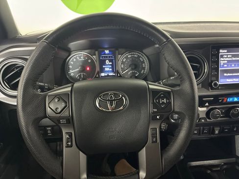 Used 2023 Toyota Tacoma TRD Off-Road w/ TRD Premium Off Road Package AWD/4WD image 9
