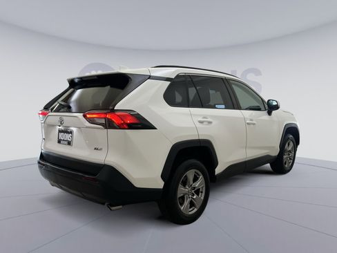 Used 2023 Toyota RAV4 XLE w/ Convenience Package FWD image 8