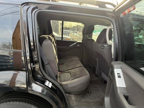 Used 2012 Nissan Pathfinder SV image 11