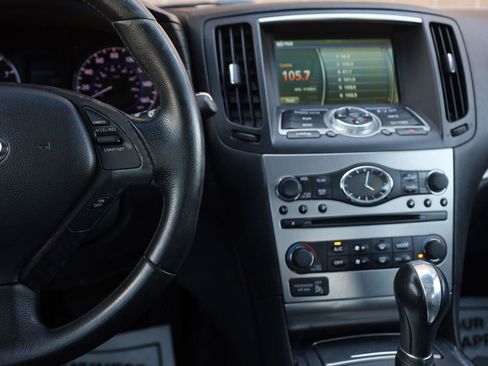 Used 2010 INFINITI G37 x Sedan w/ Premium Pkg AWD/4WD image 32