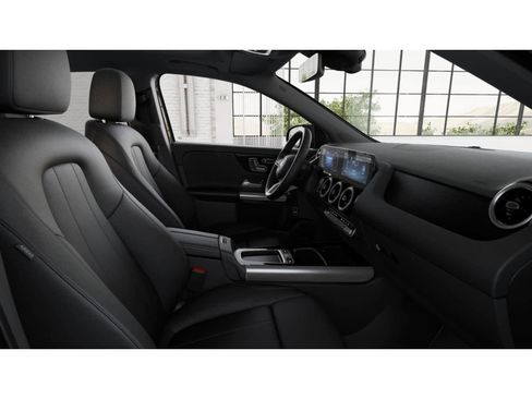 New 2026 Mercedes-Benz GLA 250 image 4