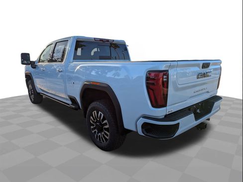 New 2026 GMC Sierra 2500 Denali Ultimate image 6