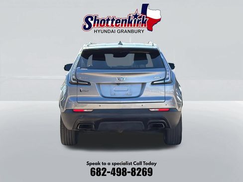 Used 2023 Cadillac XT4 Sport FWD image 6
