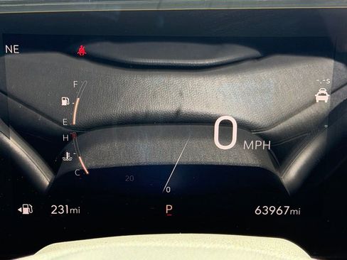 Used 2024 Buick Envista Sport Touring w/ Convenience I Package FWD image 17