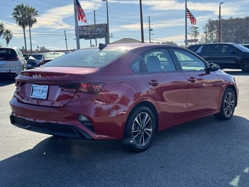 Certified 2024 Kia Forte LXS w/ LXS Technology Package image 5
