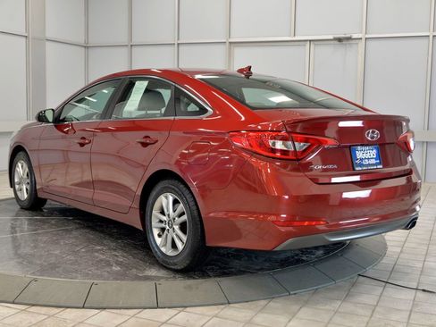 Used 2016 Hyundai Sonata SE w/ Cargo Package image 6