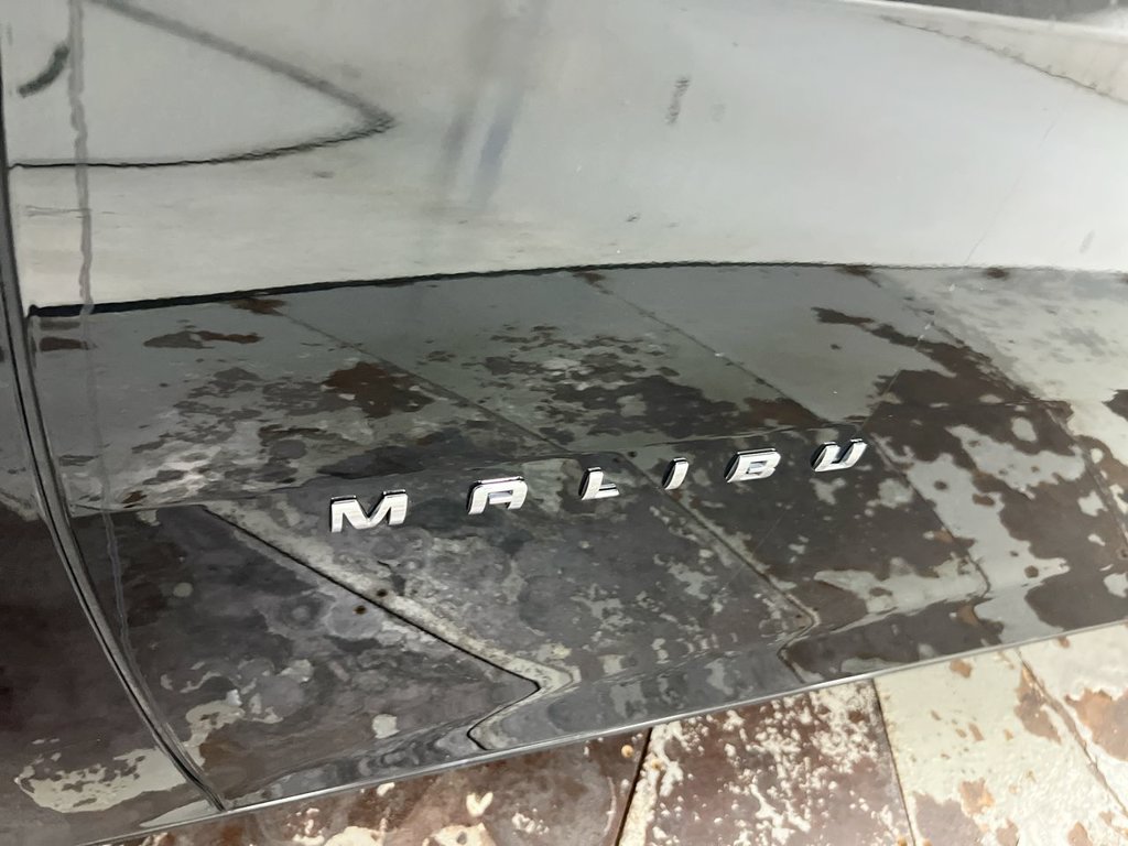 Used 2022 Chevrolet Malibu LT FWD image 25