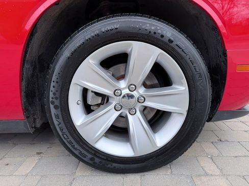 Used 2023 Dodge Challenger SXT RWD image 33